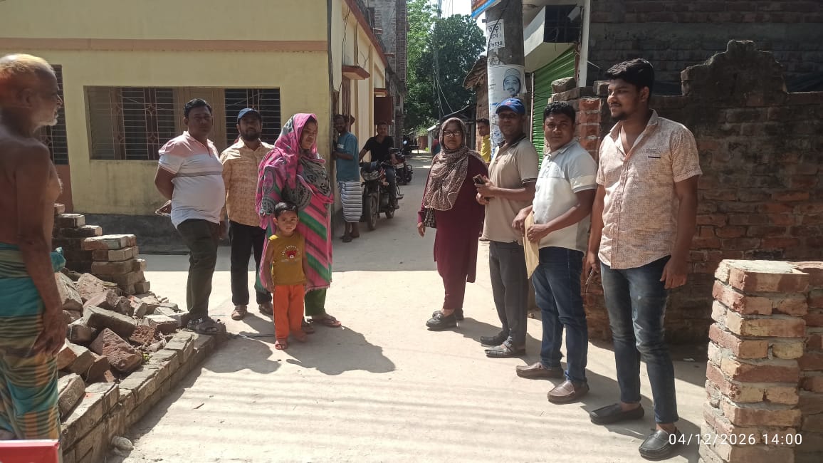 আলমডাঙ্গা পৌরসভার ২নং ওয়ার্ড পশুহাট পাড়া নিম্নআয় এলাকার উন্নয়ন চিত্র ( কাজের আগের ছবি ও পরের ছবি)